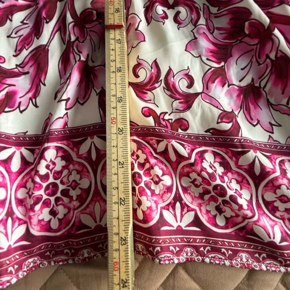 Boston Proper Pink and White Floral Top - Picture 5 of 5